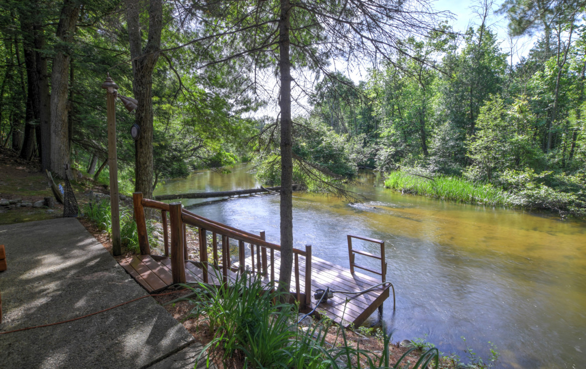 4670 S. Skocelas Road, Manistee, MI 49660 Little Manistee River